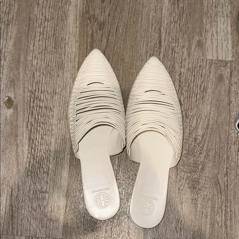 Tory Burch White Woven Pointed-Toe Slip-On Mules - Picture 12 of 12